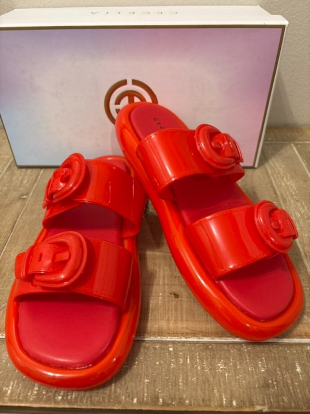 NEW Cecelia New York Jump Buckle Platform Sandals Red Sizes 7 8 9